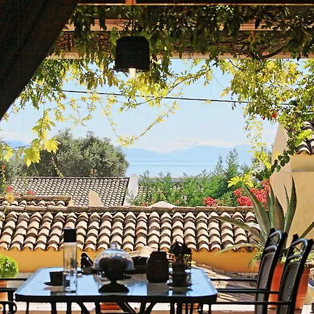 Olgas Beach Villas *